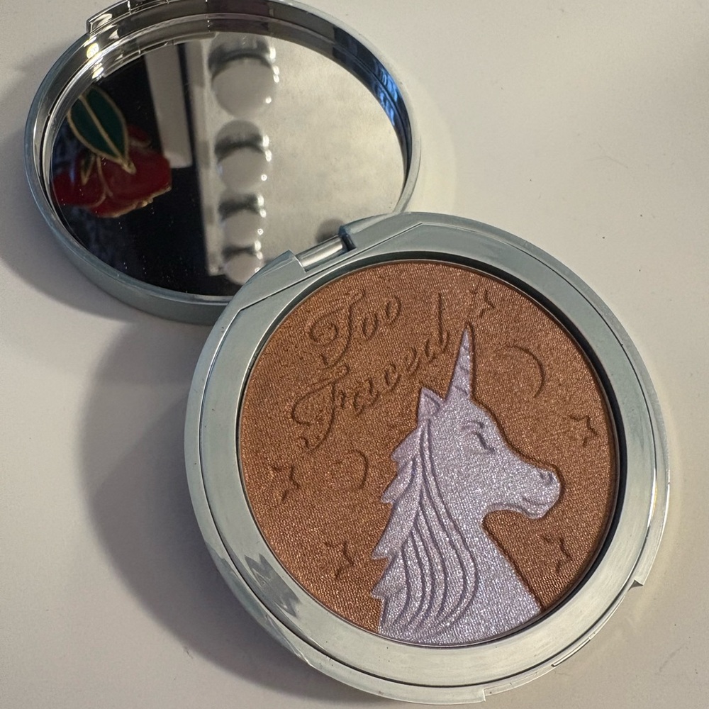 Too Faced Unicorn Highlighter - Bronze and Silver